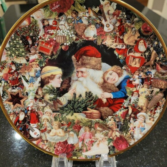 1992 Hamilton Christmas Plate A Visit From St. Nicholas by John Grossman 8 1/4” - Picture 1 of 3